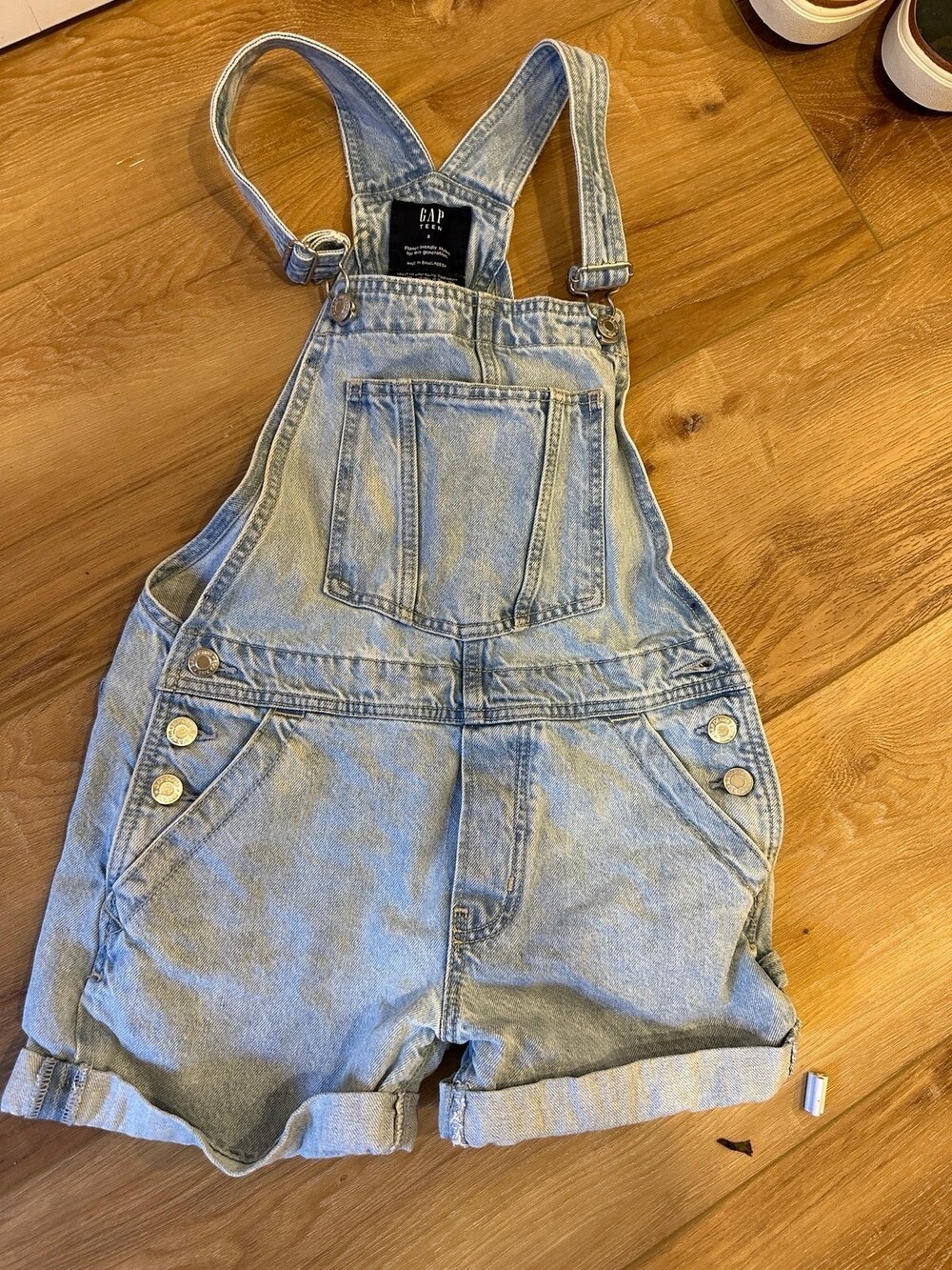 Jean Overall Shorts by GAP, teen size 8